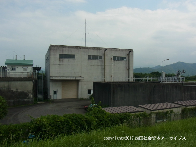 新飯尾川排水機場（石井町）01.jpg