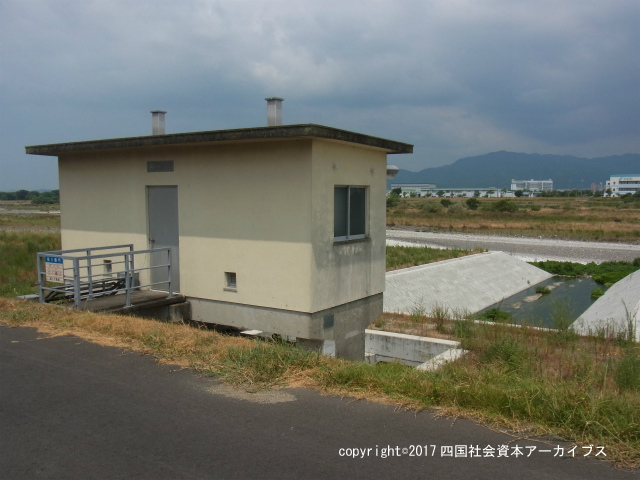 船川樋門04.jpg