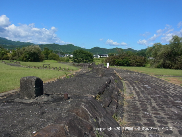 山田堰跡08.jpg