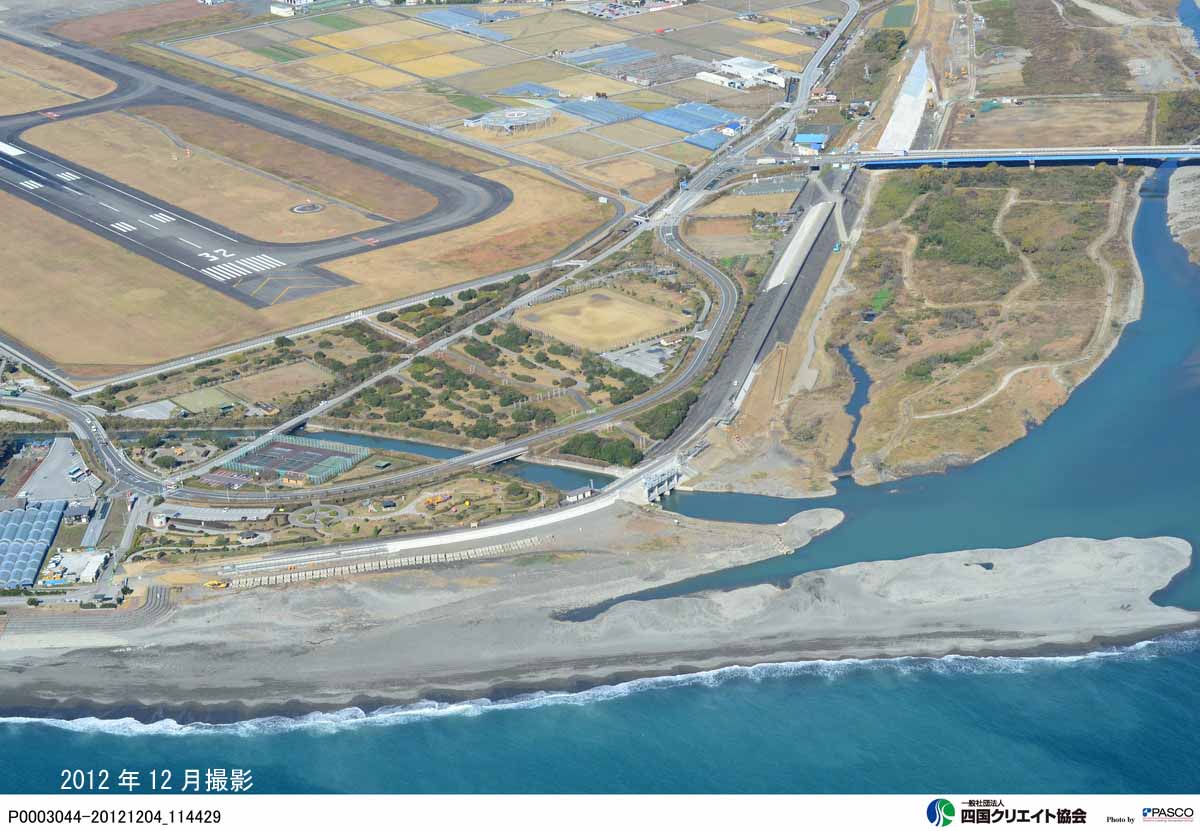 P0003044-20121204_114429後川樋門.jpg