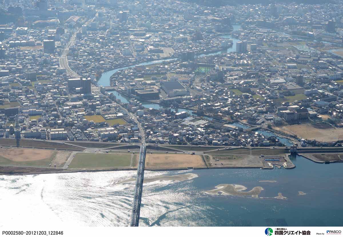 P0002580-20121203_122846徳島市上助任町付近.jpg
