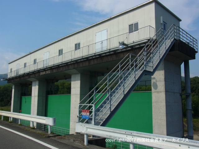 神母樋門06.jpg
