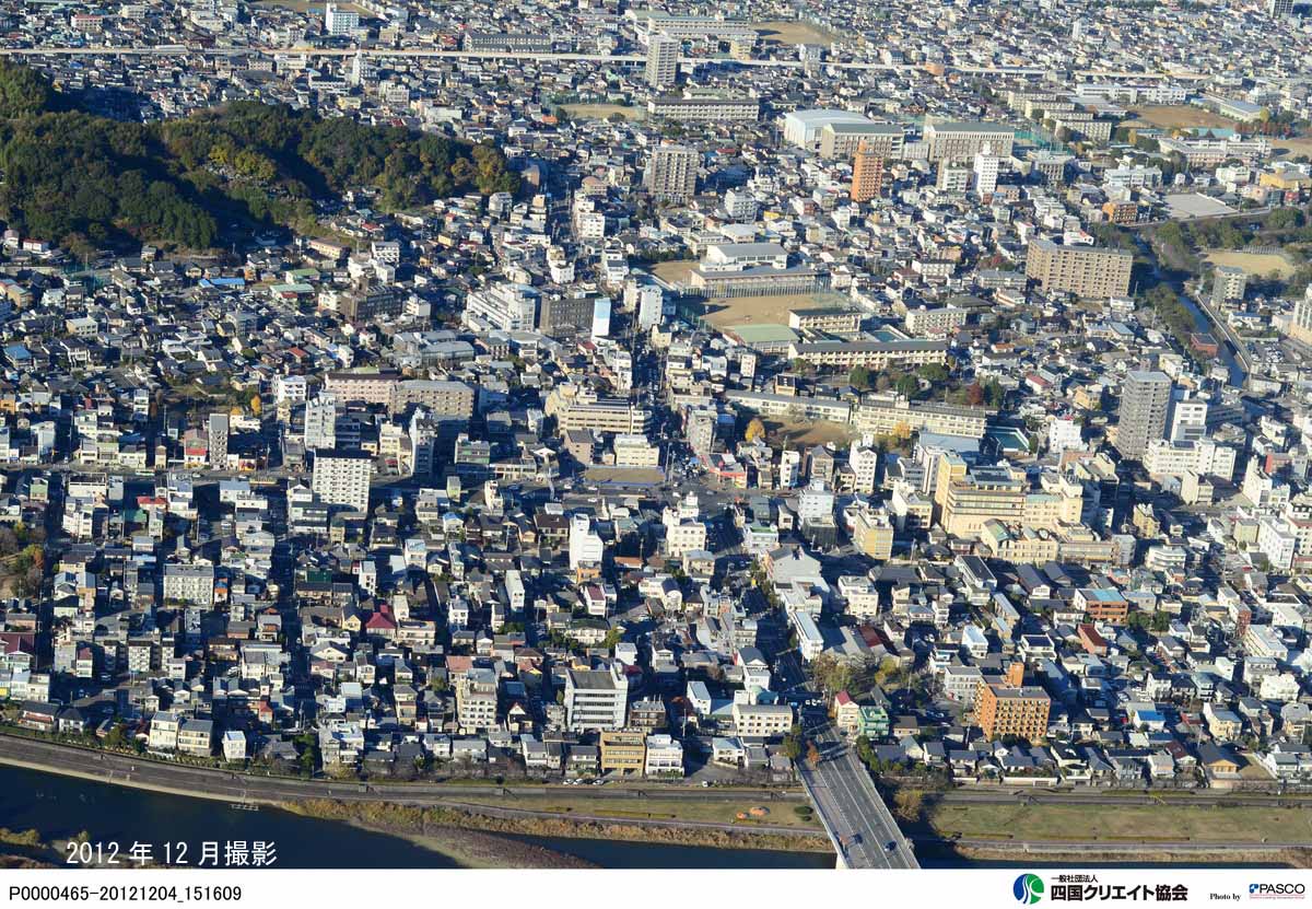P0000465-20121204_151609上町二丁目交差点.jpg