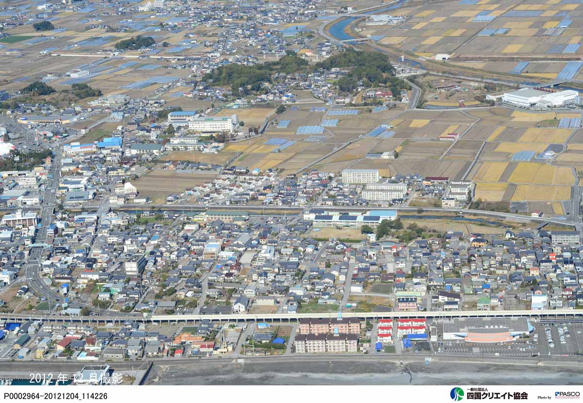 P0002964-20121204_114226赤岡付近の国道55号.jpg